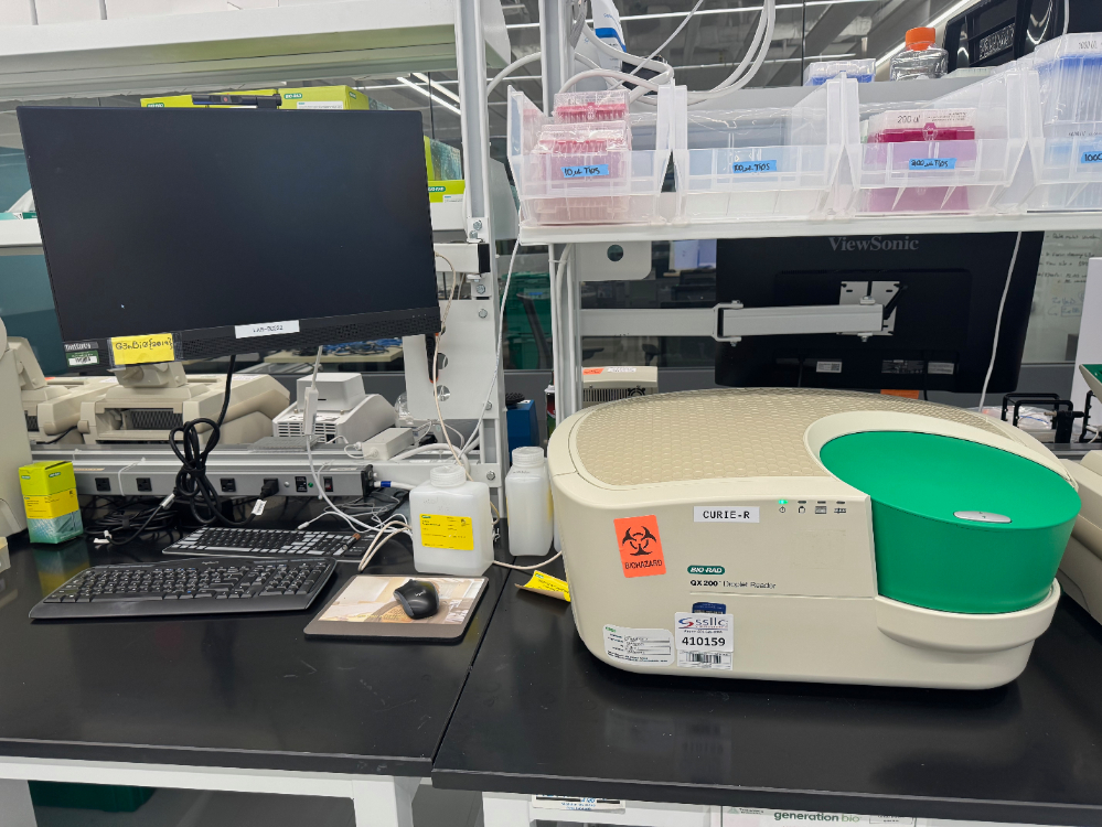 Image of Bio-Rad QX200 Droplet Reader